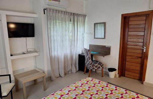 Kyebi House | Foasis lodge kyebi gh