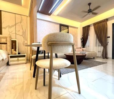 Tema Apartment | Estaaron Crave - Villas and Apartment Hotel