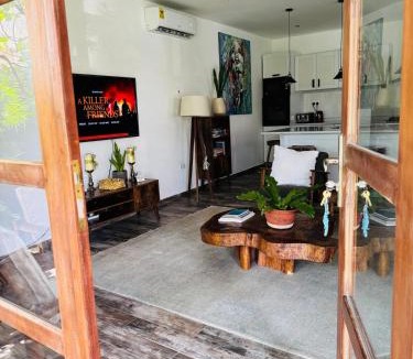 Bono East Region Apartment | Alaya's stunning studio with a beautiful garden