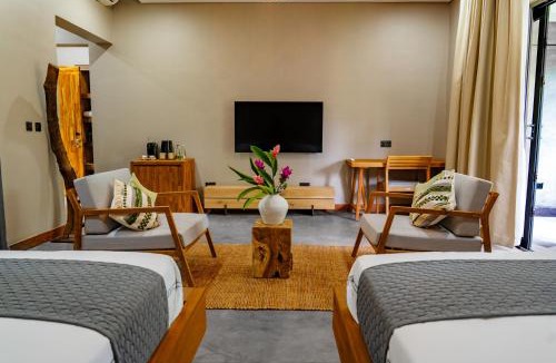 Teshie Resort | Ahyiresu Farmhouse Resort