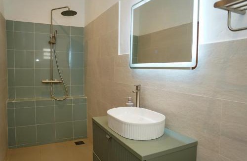 Agbodrafo Apartment | Agbodrafo Beach House, Apartment 2