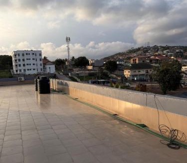 Kwabenyan Apartment | Nkrumah Heights Modern Luxury Stay