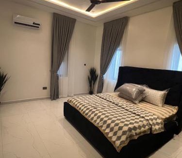 Madina Villa | Roya Villas