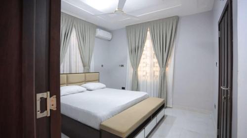Adenta Villa | Modern Palm Villa New Legon Gated Retreat