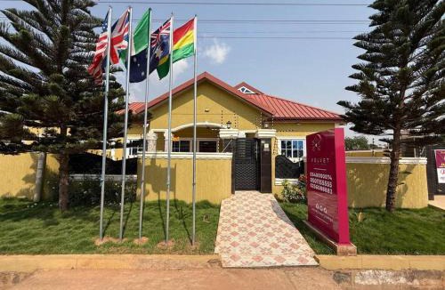 Accra Hotel | Velvet Luxury Lodge