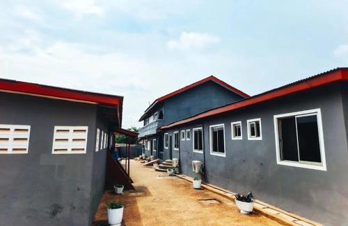 Madina Hotel | OyeㅤHotel