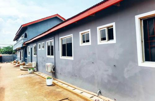 Madina Hotel | OyeㅤHotel