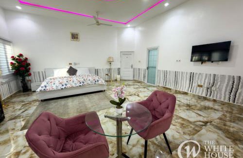 Koforidua Hotel | The White House Events & More