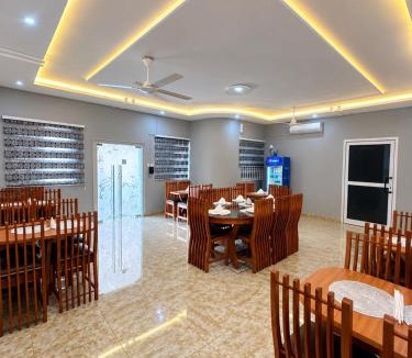Koforidua Hotel | Senalli Hotel