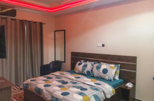 Volta Region Hotel | GREENHILLLODGe