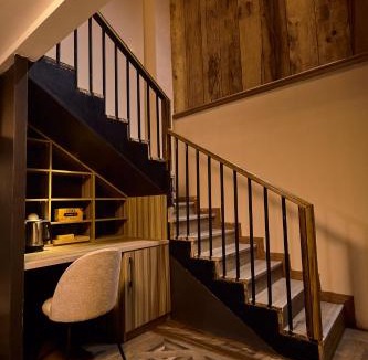 Accra Hotel | Premier Cabins