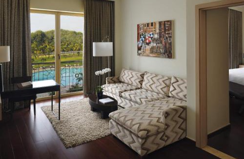 Victoria Borg Hotel | Mövenpick Ambassador Hotel Accra
