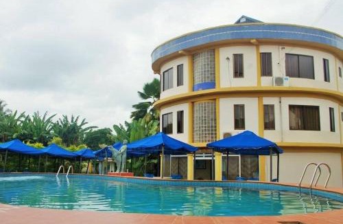 Sunyani Hotel | GLAMOSSAY HOTEL LIMITED SUNYANi