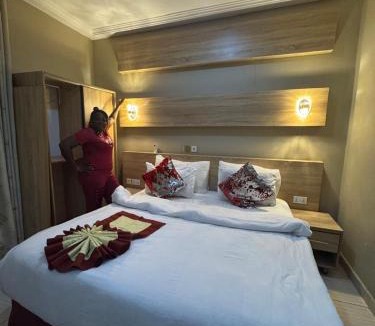 Teshie Hotel | Fosua Papabi Hotel And Restaurant
