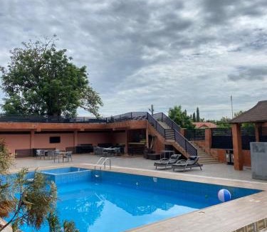 Prampram Hotel | Peach City Hotel