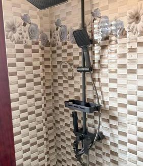 Ashanti Region House | Amazing 1 bedroom with Starlink and Laundry & AC