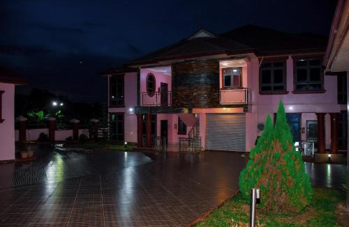 Kumasi Apartment | Modern 2 Bedroom Apartment in Gated Compound Willjeth Family Guesthouse in Santasi Apampatia Kumasi