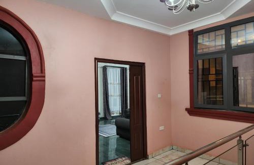 Kumasi Apartment | Modern 2 Bedroom Apartment in Gated Compound Willjeth Family Guesthouse in Santasi Apampatia Kumasi