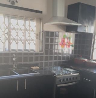 Mampong House | Four bedrooms house