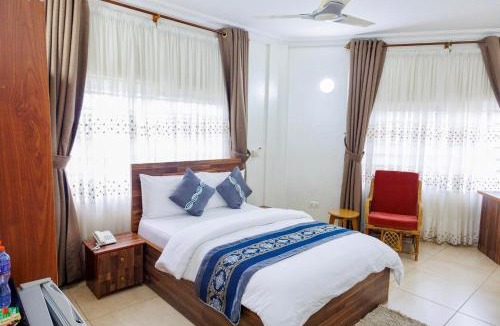 Moree Hotel | Nyansapo Eco Resort