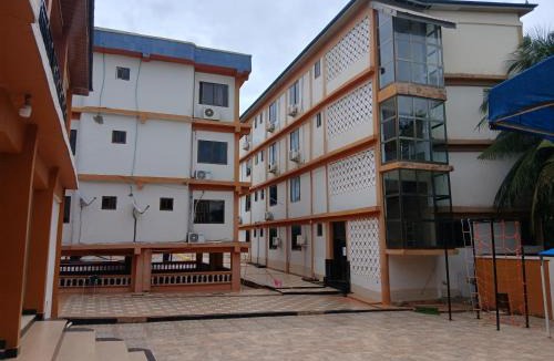 Sunyani Hotel | GLAMOSSAY HOTEL LIMITED SUNYANi
