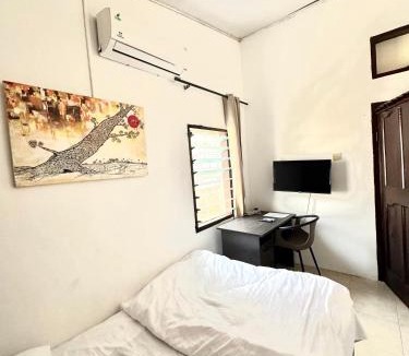 Osu House | Sisi ArtStay Osu
