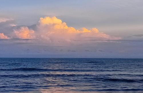 Langma Bed & Breakfast | Hibiscus Retreat House