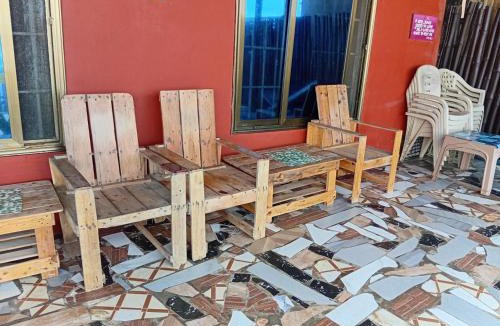 Langma Bed & Breakfast | Hibiscus Retreat House