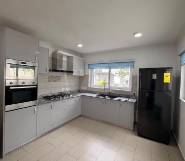 Cantonments Apartment | 4BR Town House Cantonments, Pool, Private Garden