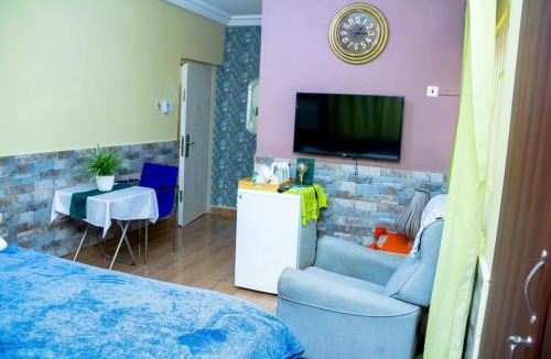 Koforidua House | Nana Adu Guest House