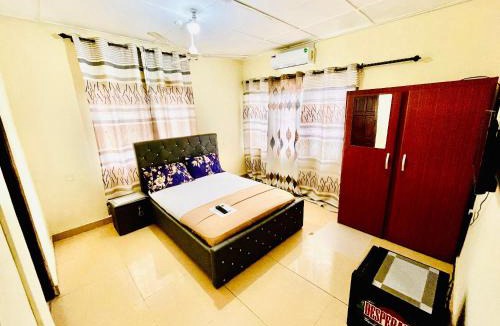 Winneba Apartment | BERG'S BEACH HOUSE