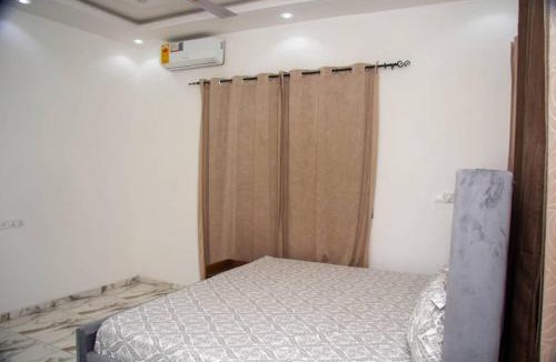 Mamfe Apartment | Britania Village