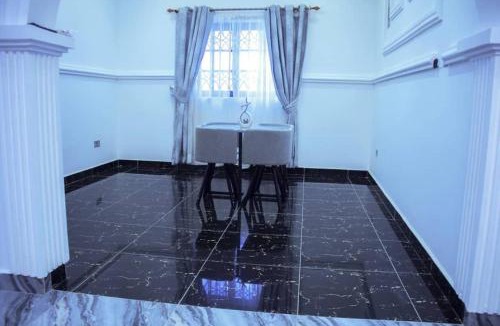 Nsawam House | Rych Lodge