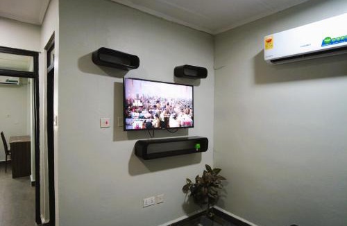 Santeo Apartment | The Plan Budget Apartment Borteyman Accra