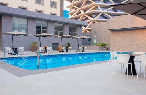 Accra Hotel | The Palms by Eagles Airport City