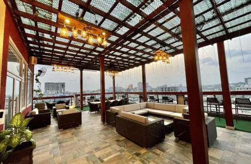 Osu Klottey Hotel | San Marino Hotel