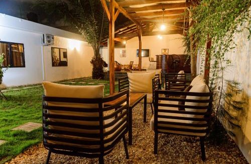 Lome House | Ahomé Guest house & Lounge
