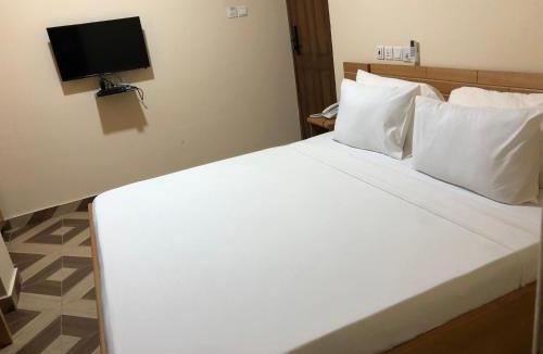 Tamale Hotel | GIDI LODGE