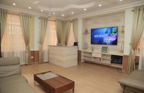 Kumasi Hotel | Macoba Luxury Apartments