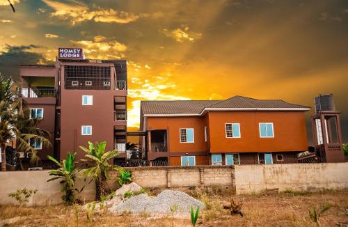 Kumasi Hotel | Homey Lodge