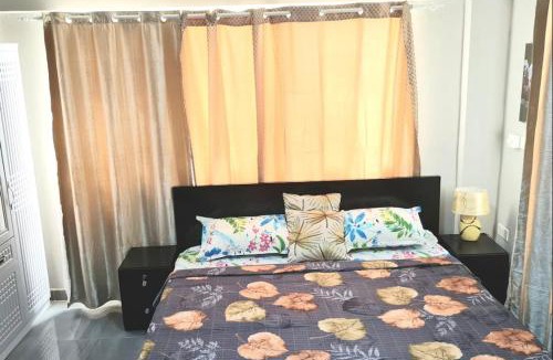 Santeo Apartment | Lovely 1-bedroom apartment with free parking