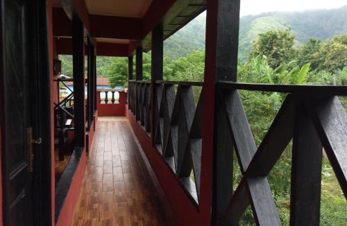 Wli Hotel | Big Foot Safari Lodge