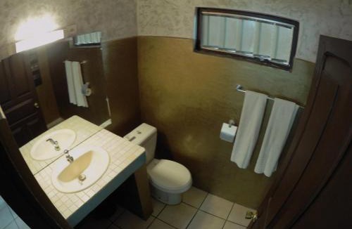 Lome Hotel | Hotel Napoleon Lagune