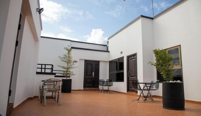 Executive Large Room With Ensuite in Accra