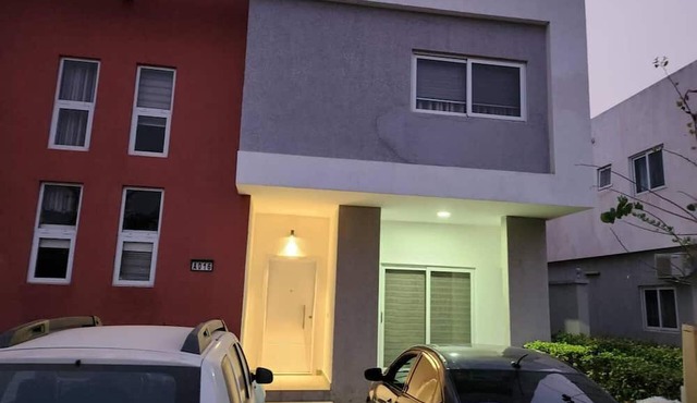 Spacious Luxury 3bed Hse in Tema - Netflix, Wi-fi