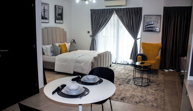 Spacious studio apartment @The SIgnature