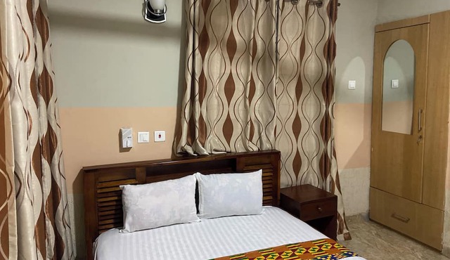 Vivi Hotel