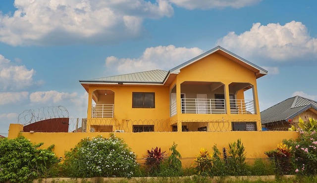 MCARI GUEST HOUSE in Tema