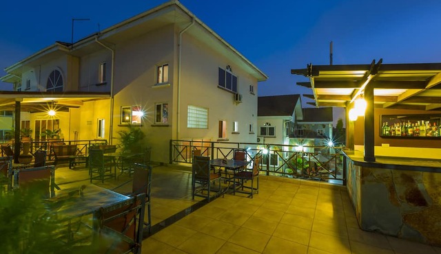 Midindi Hotel