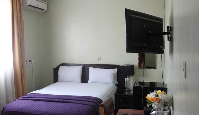 White Stone Lodge in Accra